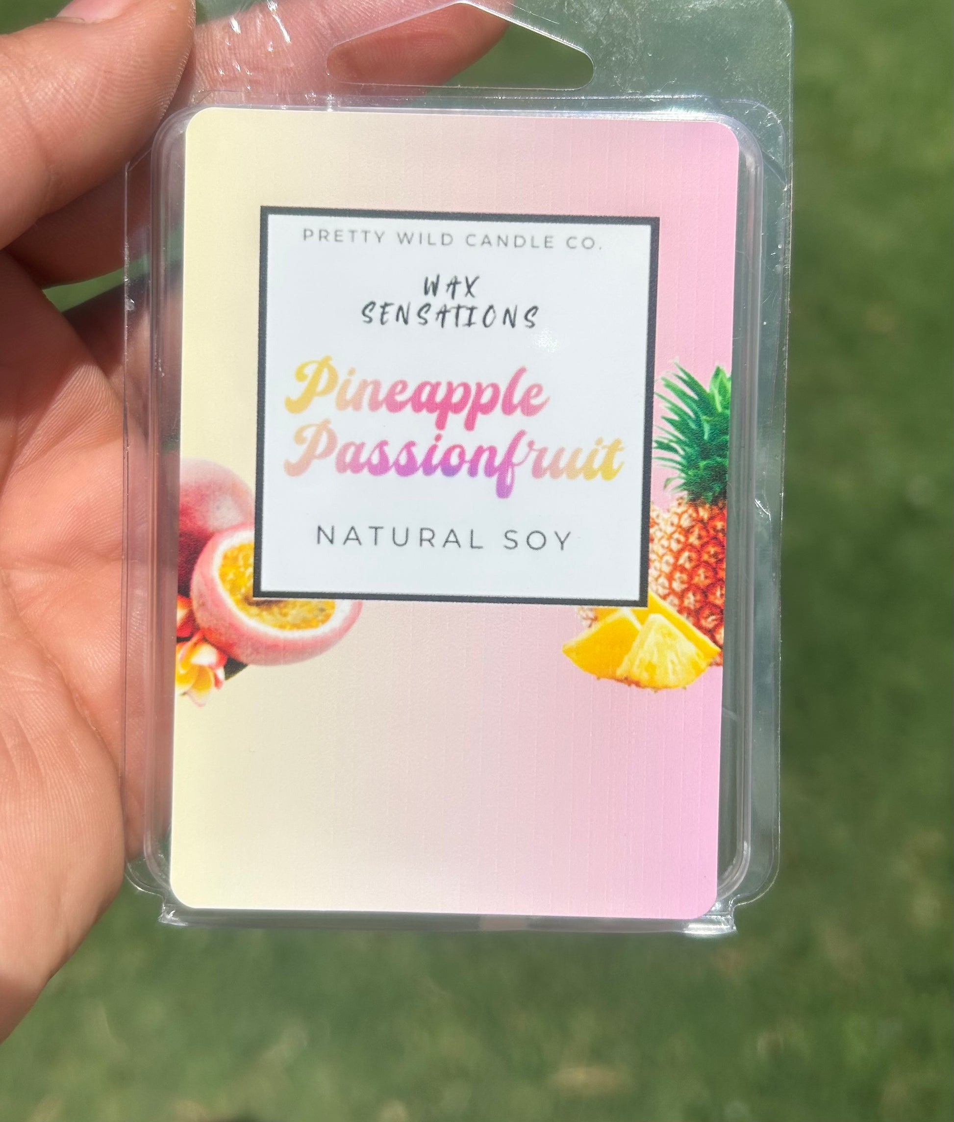 Pineapple Passionfruit Clamshell Wax Melt 8oz.