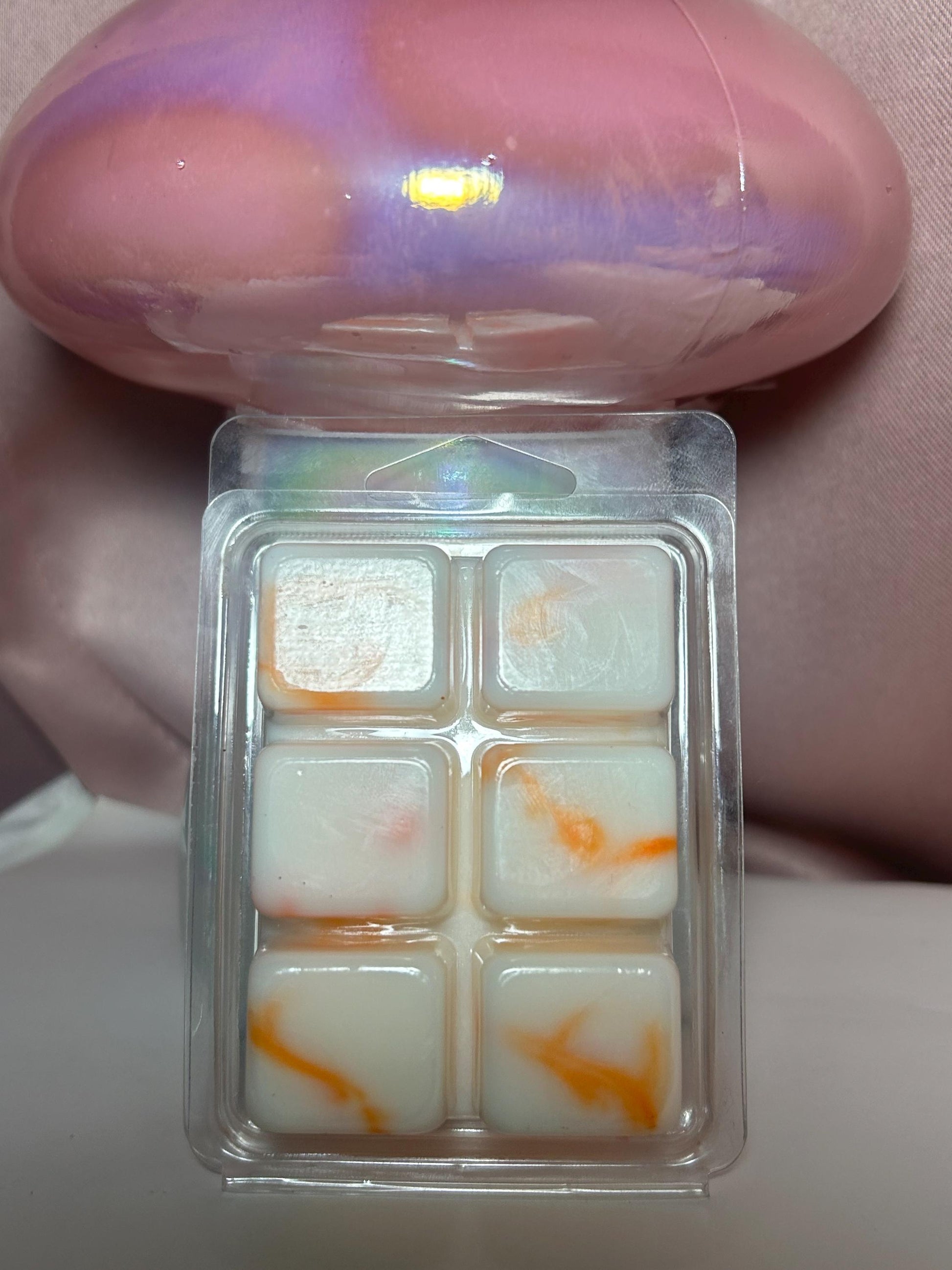 Orange Crème Clamshell Wax 4oz.